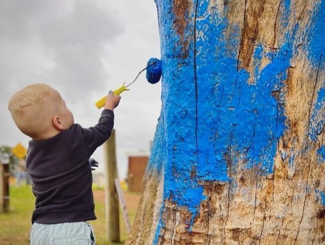 Thank you to the incredible community at Ports Football Club who came together to paint this tree at their local footy ground. It’s a beauty! 💙⁠
⁠
Good luck to The Blues for the rest of the season. We hope the blue tree sparks those important conversations. 🏉💪⁠