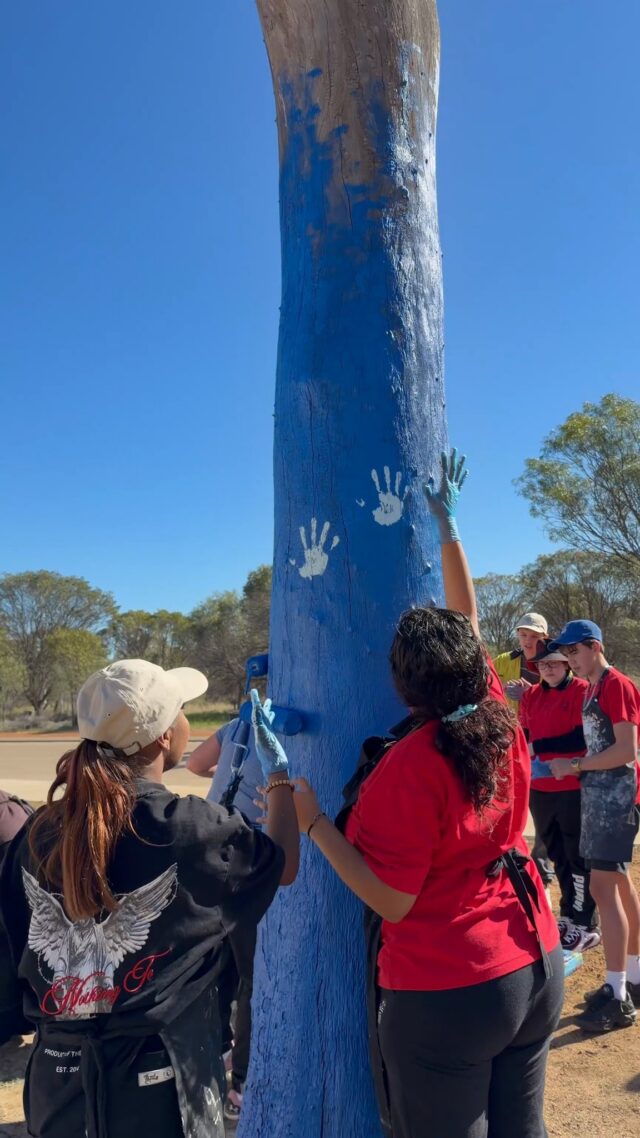 DAY 1 ON THE ROAD! 🚙 

Quairading, thanks for kicking off the tour! 

The paint brushes were busy, the questions were flying and the students and staff got behind giving their blue tree a fresh coat of paint.

We couldn't have asked for a better first stop.

📍 Next stop: Kondinin to crank the BBQ for a community sundowner.